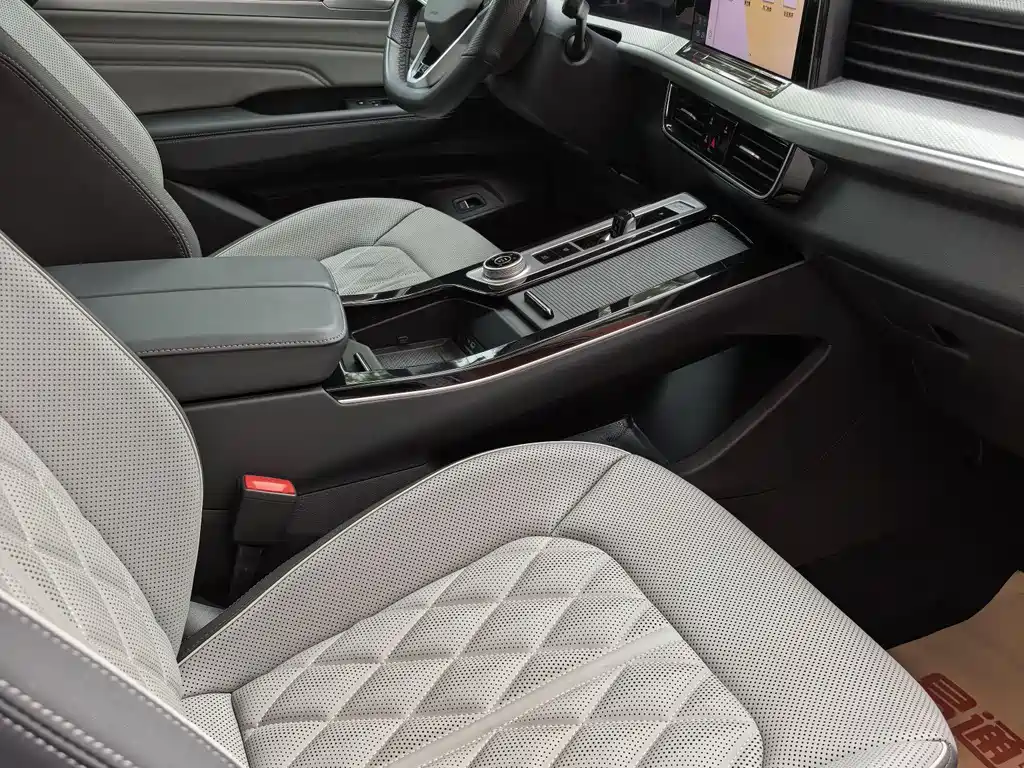 Lanxun 2024 380TSI four-wheel drive R-Line cruise version купить на сайте DeffCars