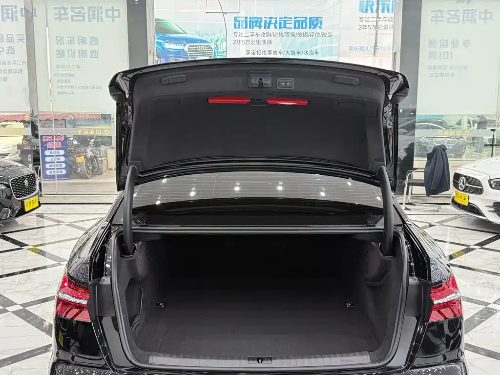 Audi A6L 2025 45 TFSI quattro premium dynamic model купить на сайте DeffCars