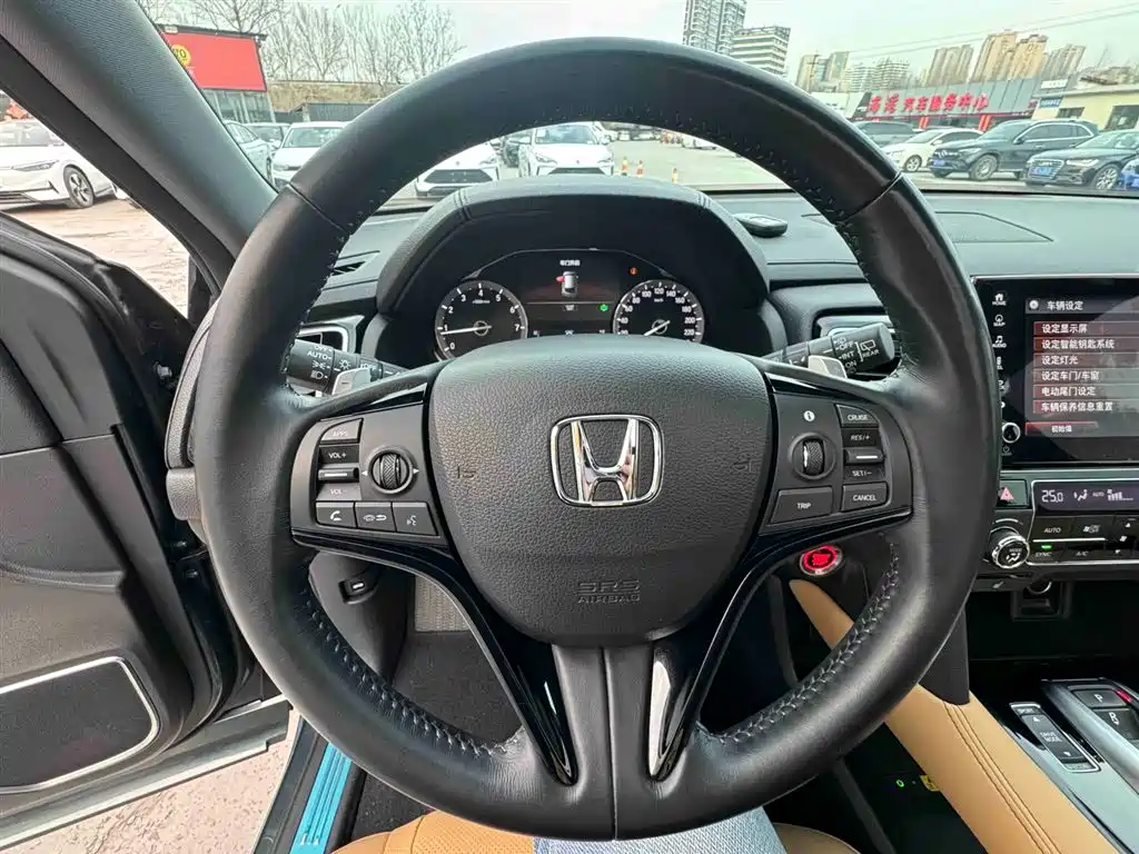 Honda UR-V 2020 370TURBO two-wheel drive premium version купить на сайте DeffCars