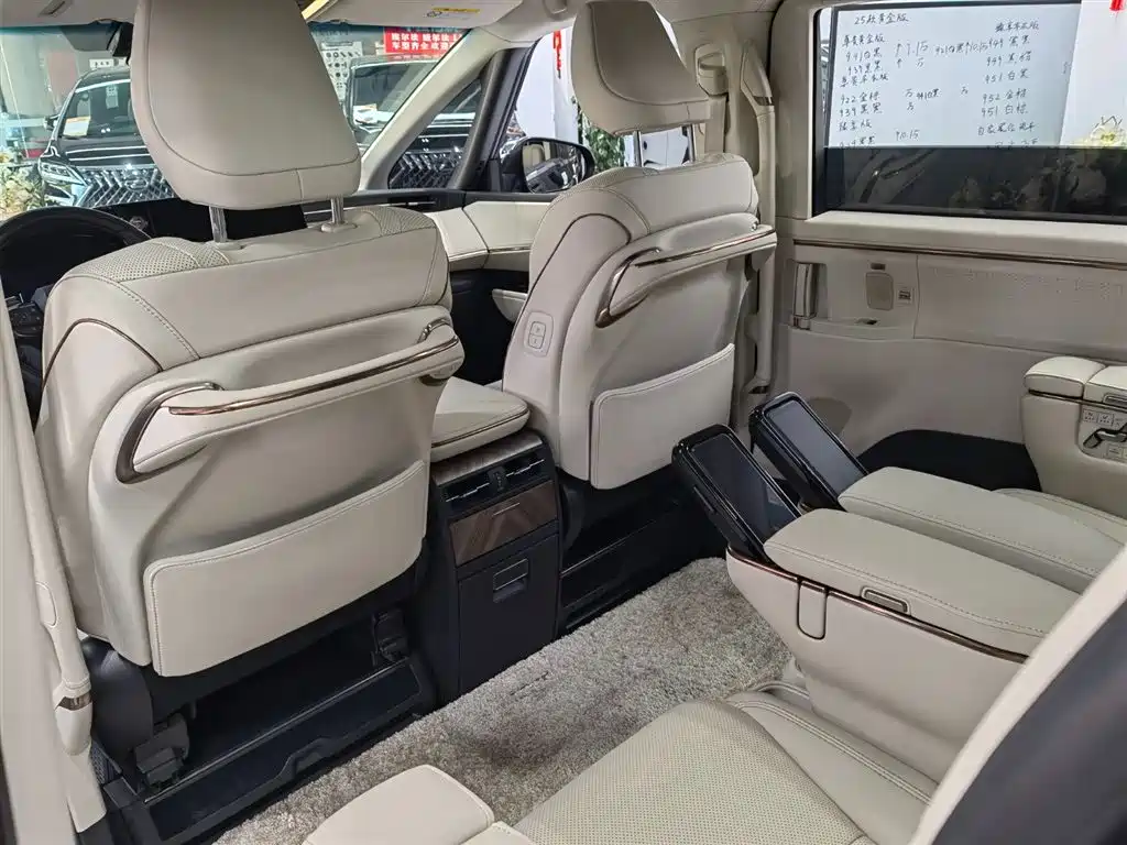 Lexus LM 2023 500h six-seater premium version купить на сайте DeffCars