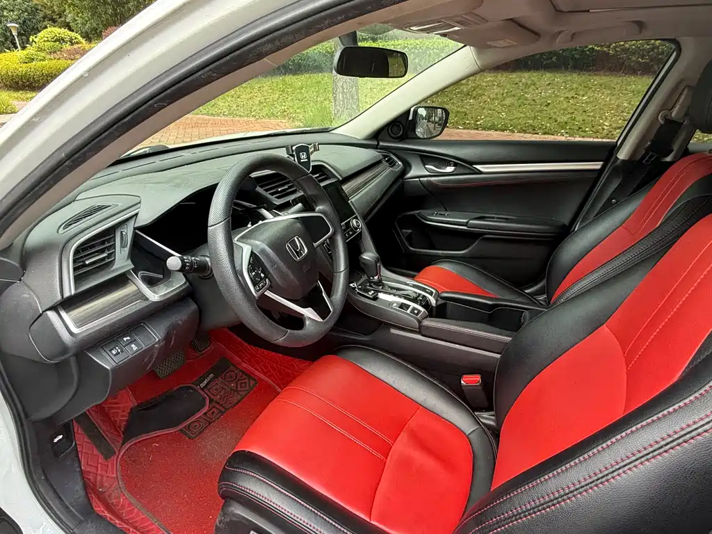 Civic 2019 220TURBO CVT Combustion Edition Country V купить на сайте DeffCars