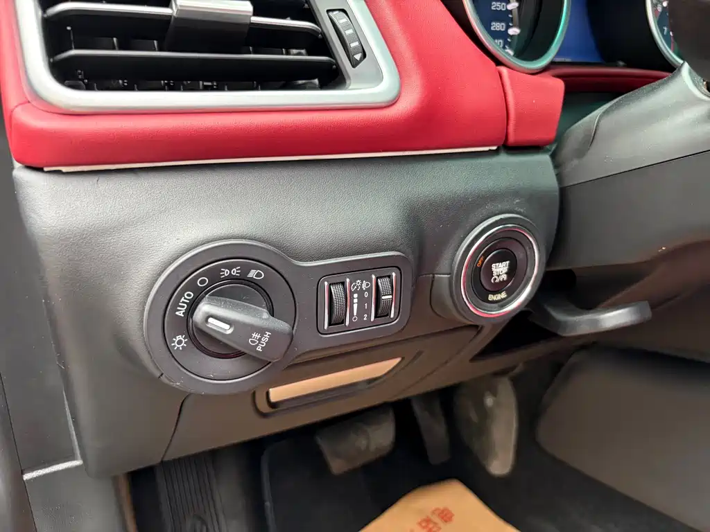 Ghibli 2014 3.0T Standard Edition купить на сайте DeffCars