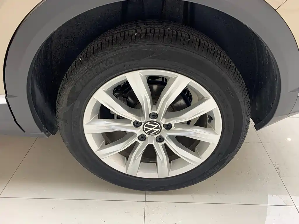 T-ROC 2022 model 280TSI DSG two-wheel drive elite PLUS купить на сайте DeffCars