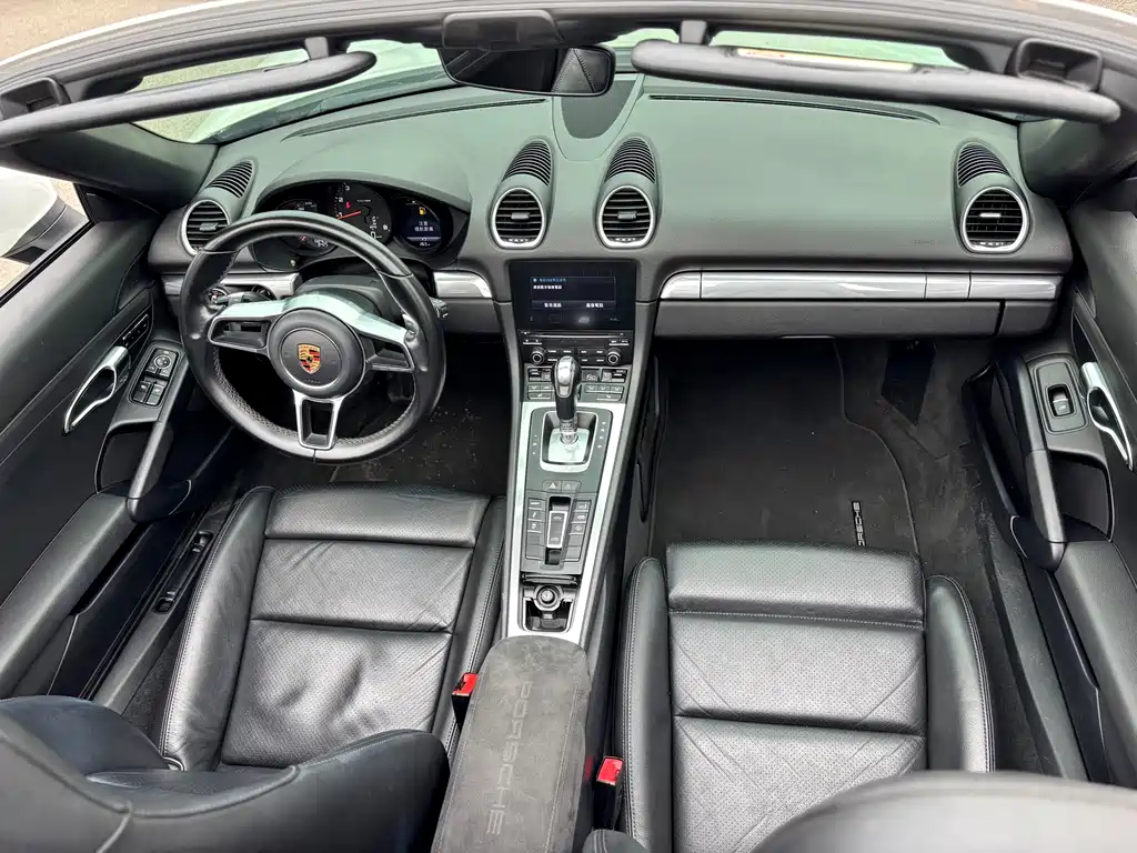 Porsche 718 2018 Boxster 2.0T купить на сайте DeffCars