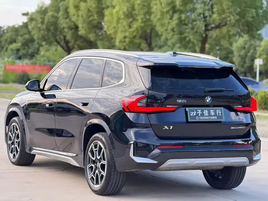 BMW X1 2023 sDrive25Li X Design Package купить на сайте DeffCars