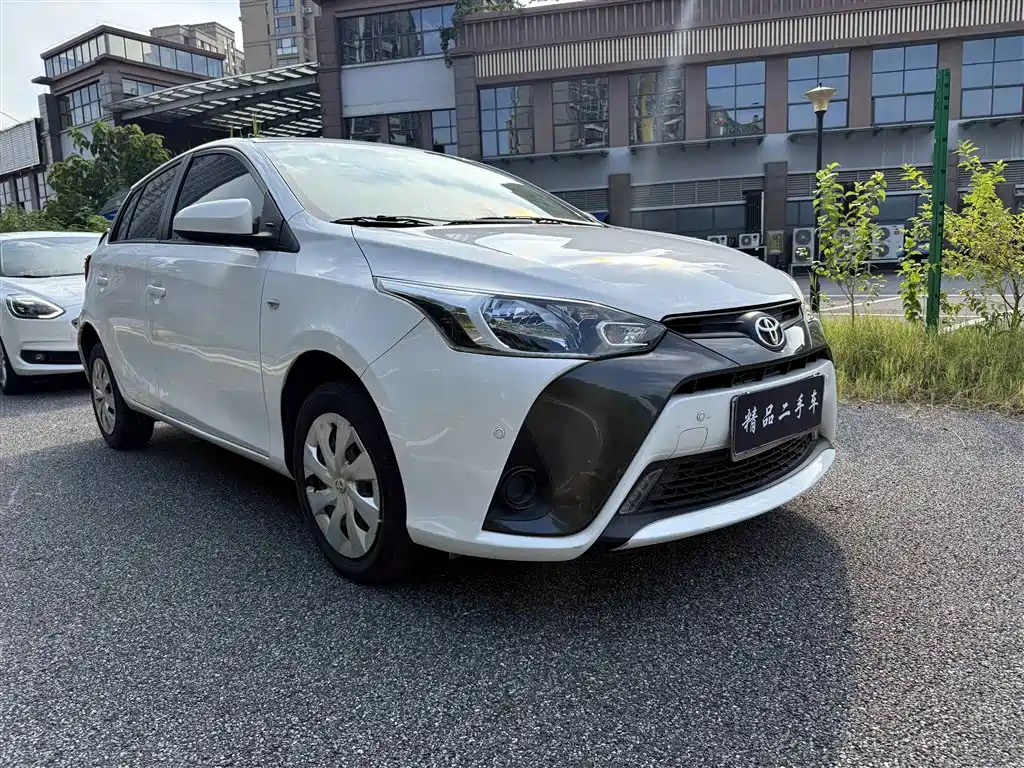 Yaris L Zhixuan 2021 1.5L CVT leading version купить на сайте DeffCars