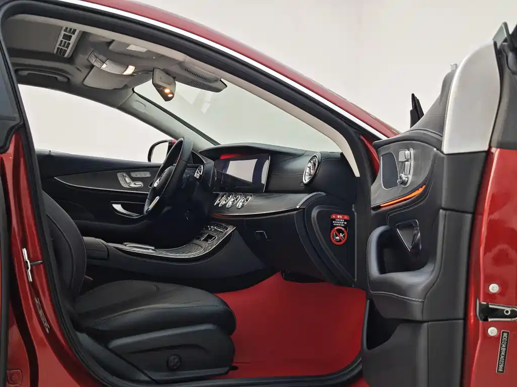 Mercedes-Benz CLS 2018 CLS 300 Dynamic купить на сайте DeffCars