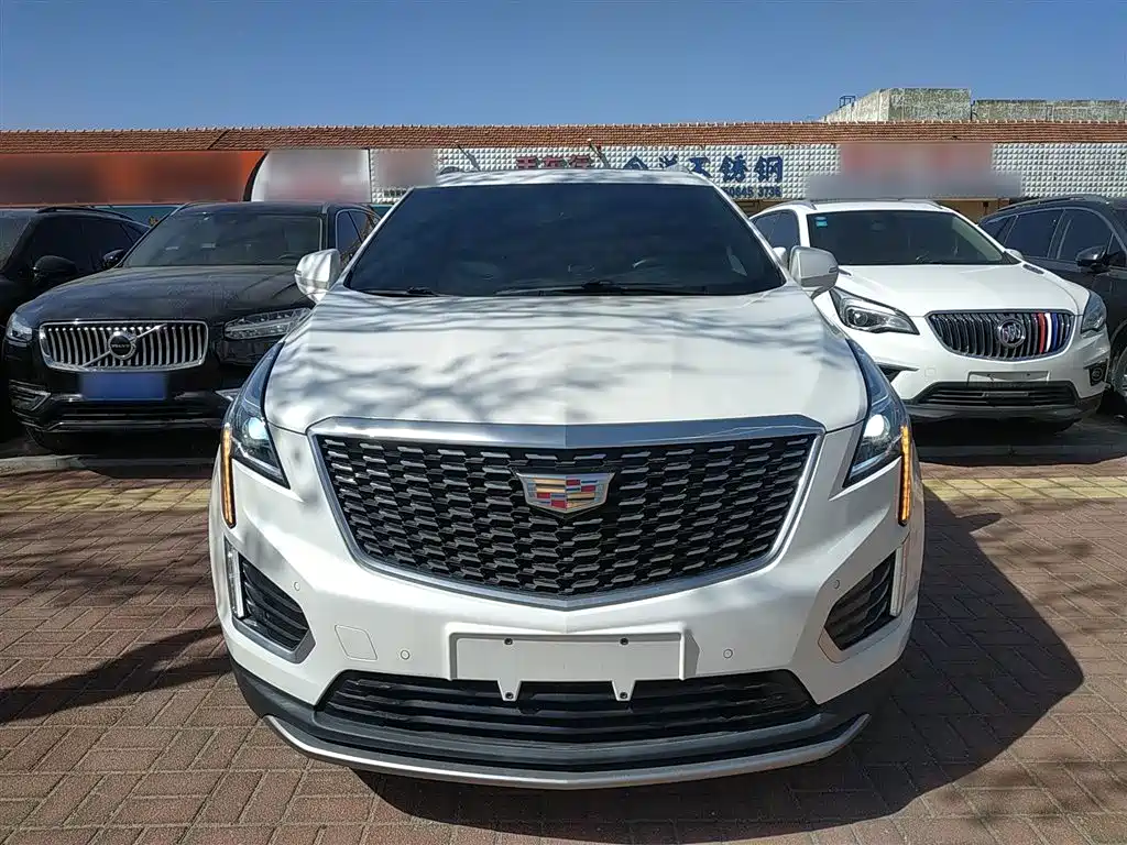 Cadillac XT5 2022 2.0T two-wheel drive luxury model купить на сайте DeffCars