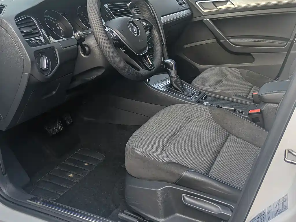 Golf·Pure Electric 2020 Chi купить на сайте DeffCars