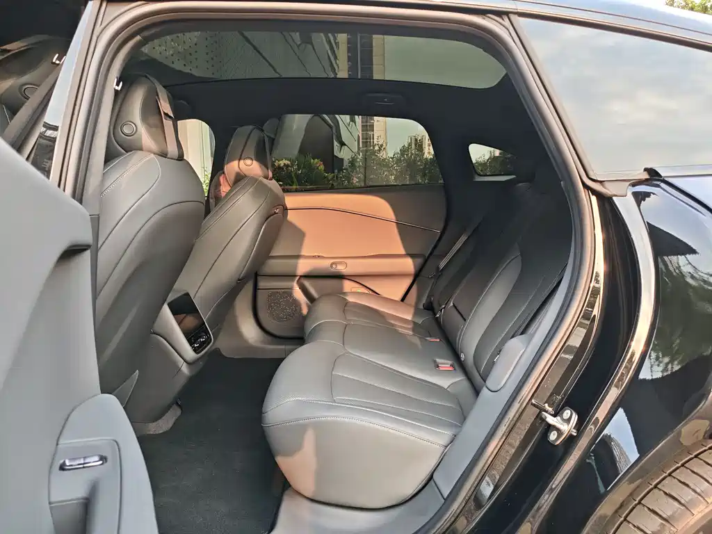 Xpeng P7+ 2024 Long Battery Life Max купить на сайте DeffCars