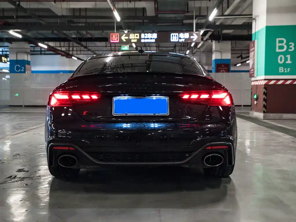 Audi RS 5 2023 RS 5 2.9T Sportback Dark Gold Edition купить на сайте DeffCars