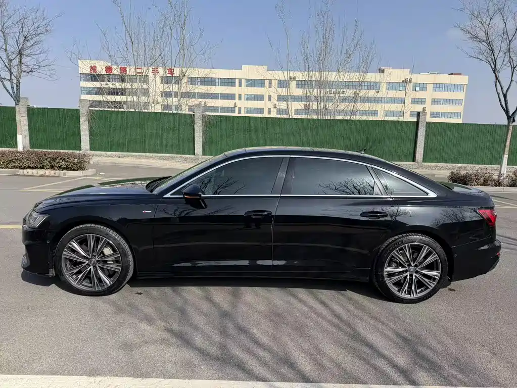 Audi A6L 2022 55 TFSI quattro exclusive dynamic model купить на сайте DeffCars