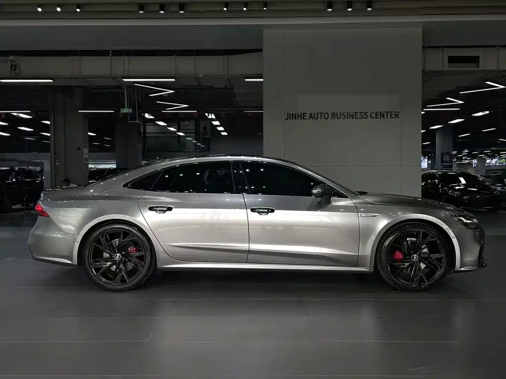 Audi A7L 2025 45 TFSI quattro Black Warrior Edition купить на сайте DeffCars
