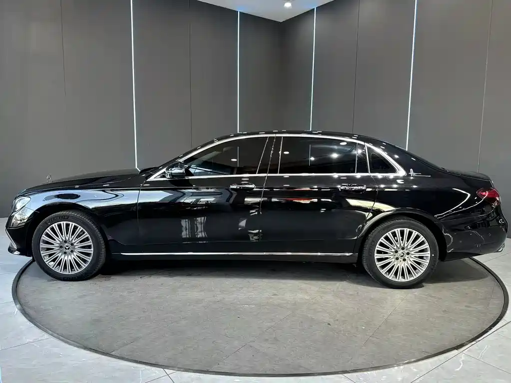 Mercedes-Benz E-Class 2023 E 300 L Fashion купить на сайте DeffCars