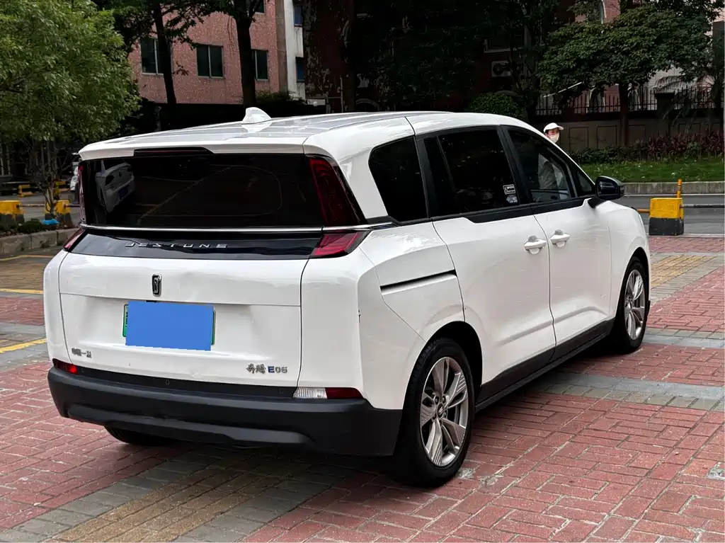 Pentium NAT 2022 Comfort Travel Edition 100kW 419km купить на сайте DeffCars