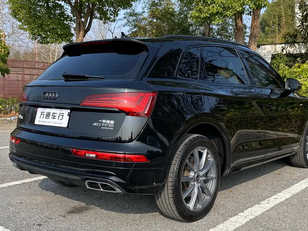 Audi Q5L 2022 40T fashionable and dynamic model купить на сайте DeffCars