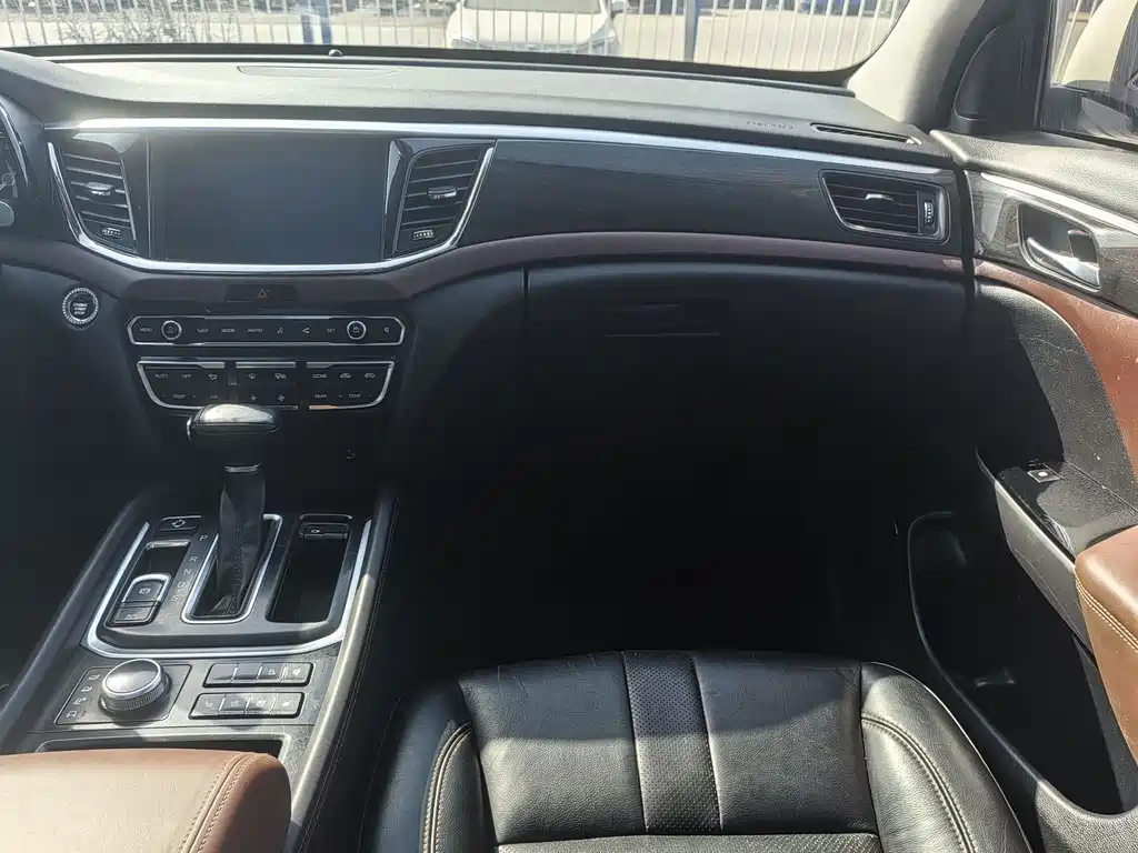 Trumpchi GS8 2017 320T four-wheel drive luxury smart connected version (seven seats) купить на сайте DeffCars
