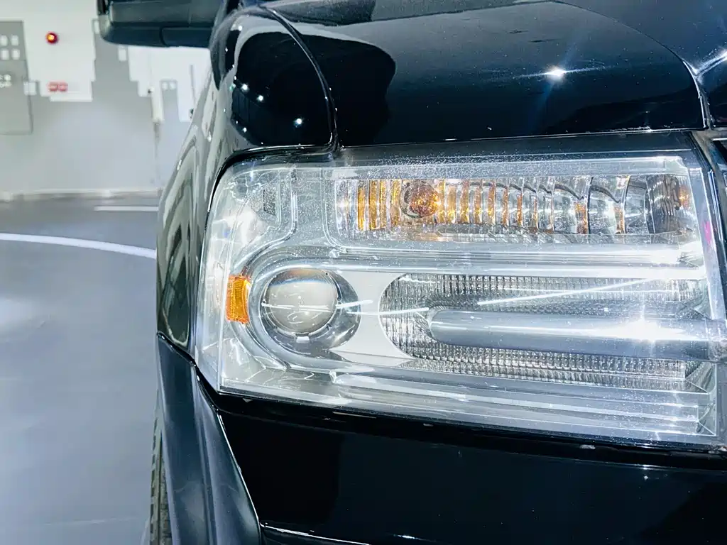 Navigator 2010 5.4L AWD купить на сайте DeffCars