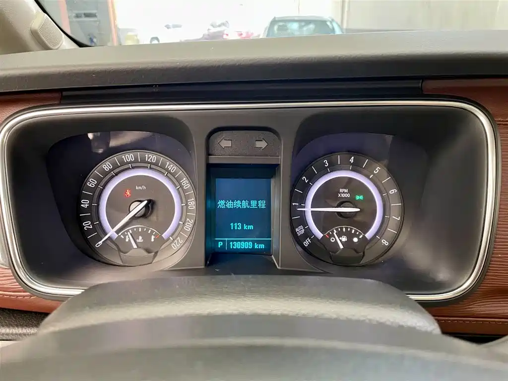 Buick GL8 2017 25S luxury model National V купить на сайте DeffCars