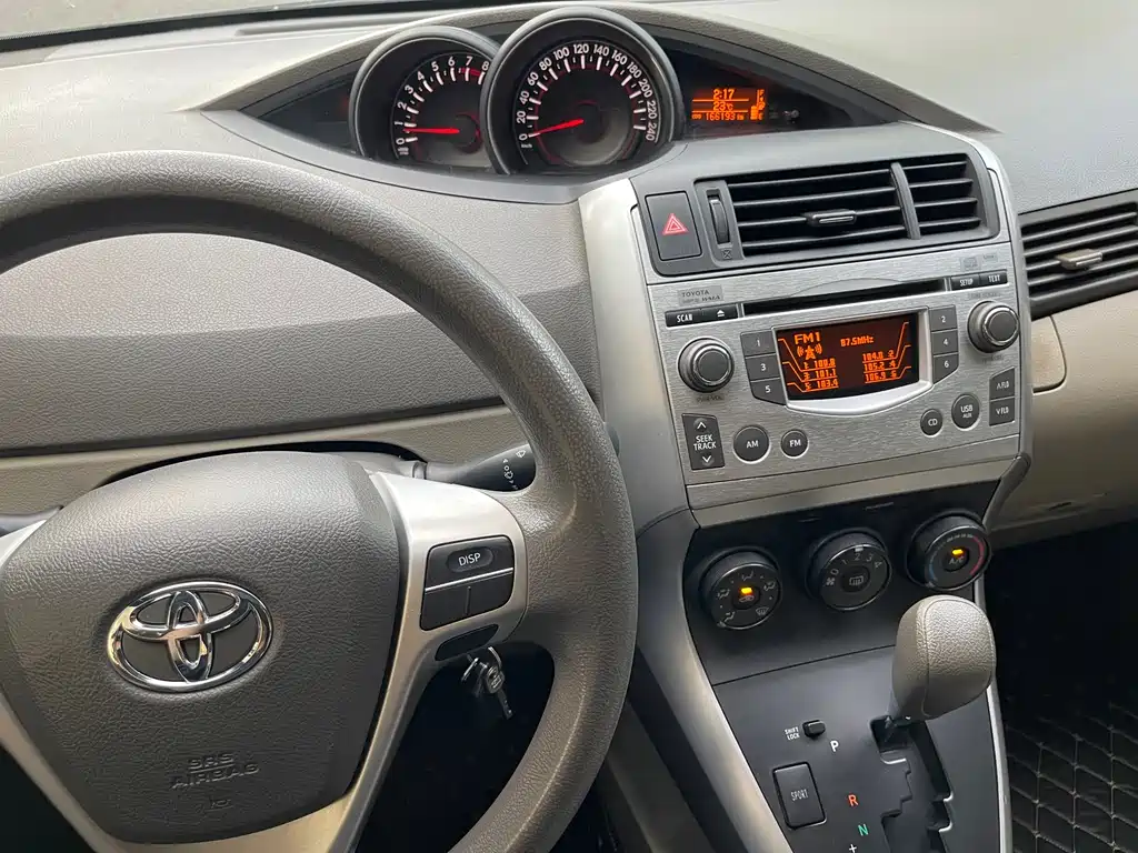Yizhi 2012 180G CVT Comfort and Multifunctional Edition купить на сайте DeffCars