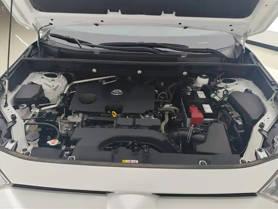 RAV4 Rongfang 2021 2.0L CVT two-wheel drive fashion PLUS version купить на сайте DeffCars