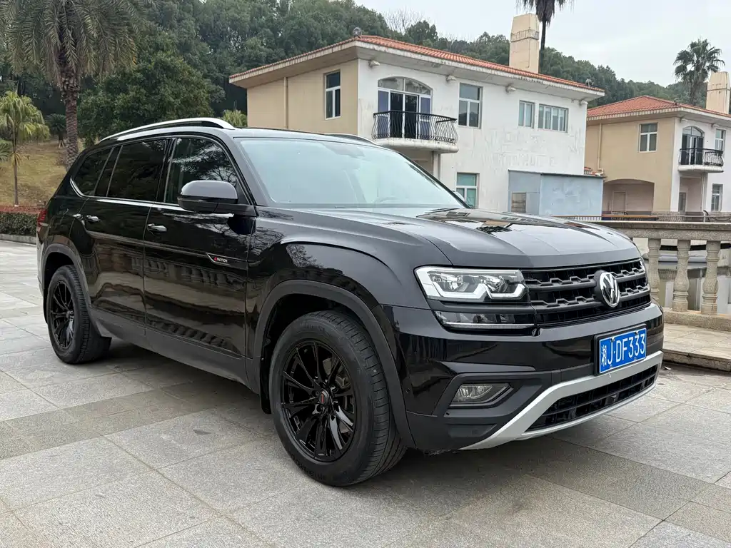 Touron 2020 380TSI four-wheel drive luxury version National VI купить на сайте DeffCars