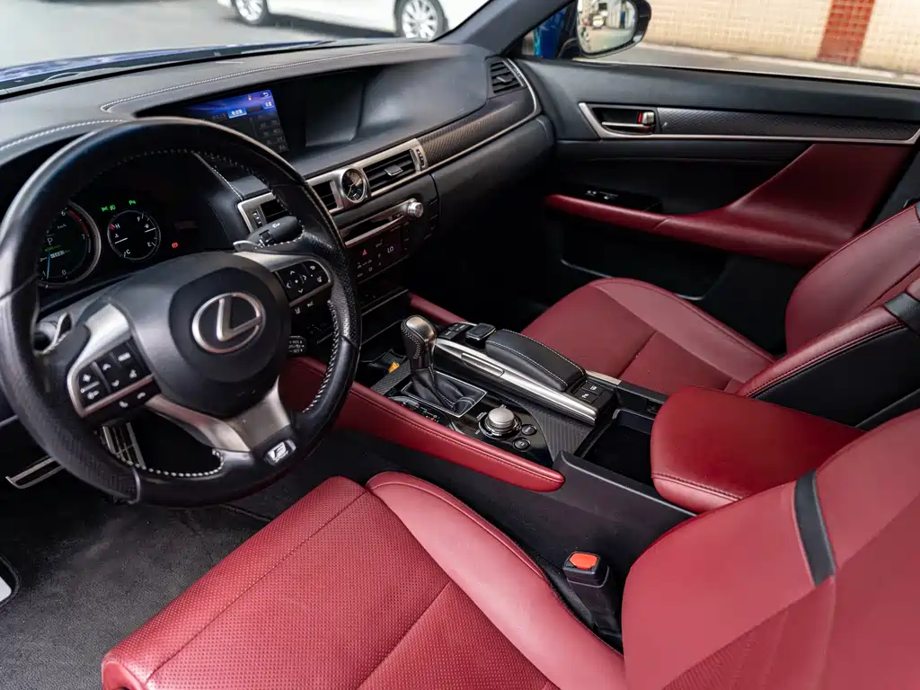 Lexus GS 2017 300 F SPORT купить на сайте DeffCars