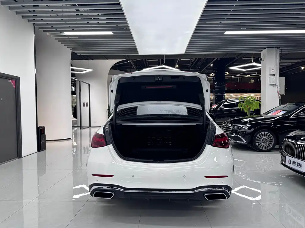 Mercedes-Benz C-Class 2025 facelift C 260 L sports version купить на сайте DeffCars