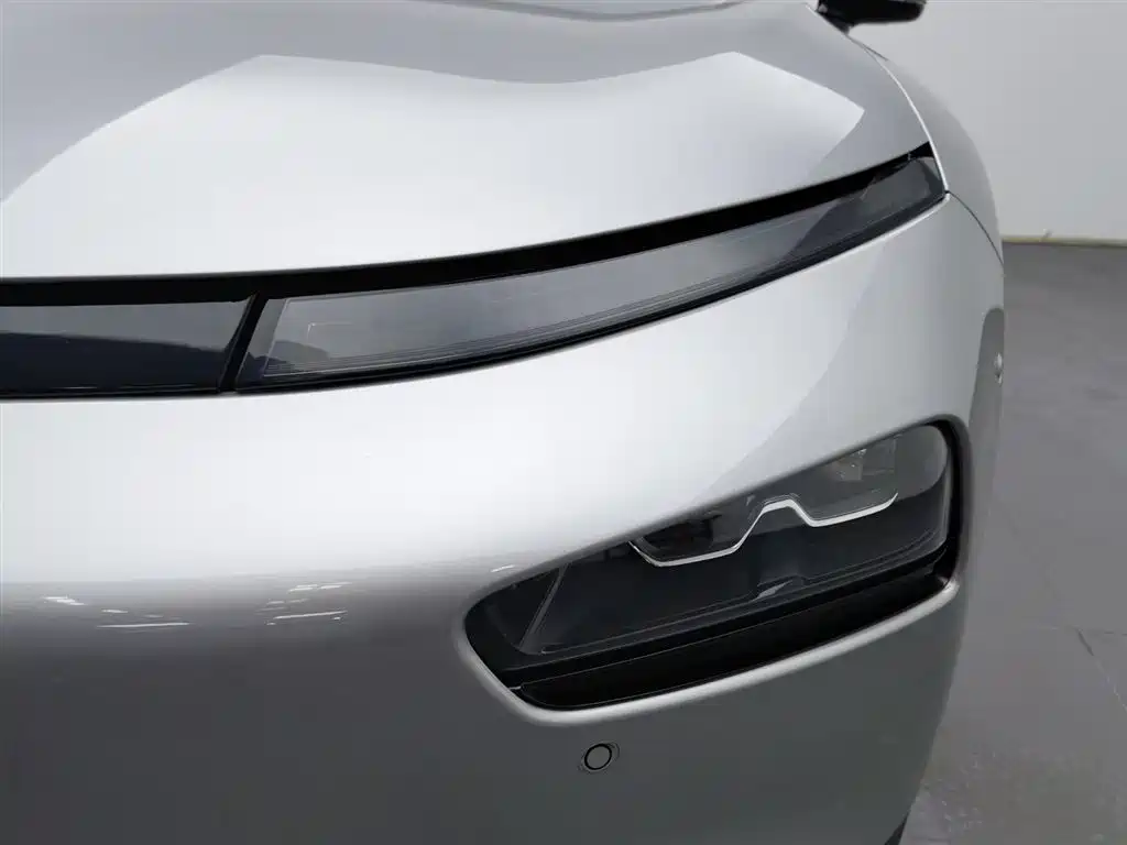 Xpeng P7 2022 480E купить на сайте DeffCars