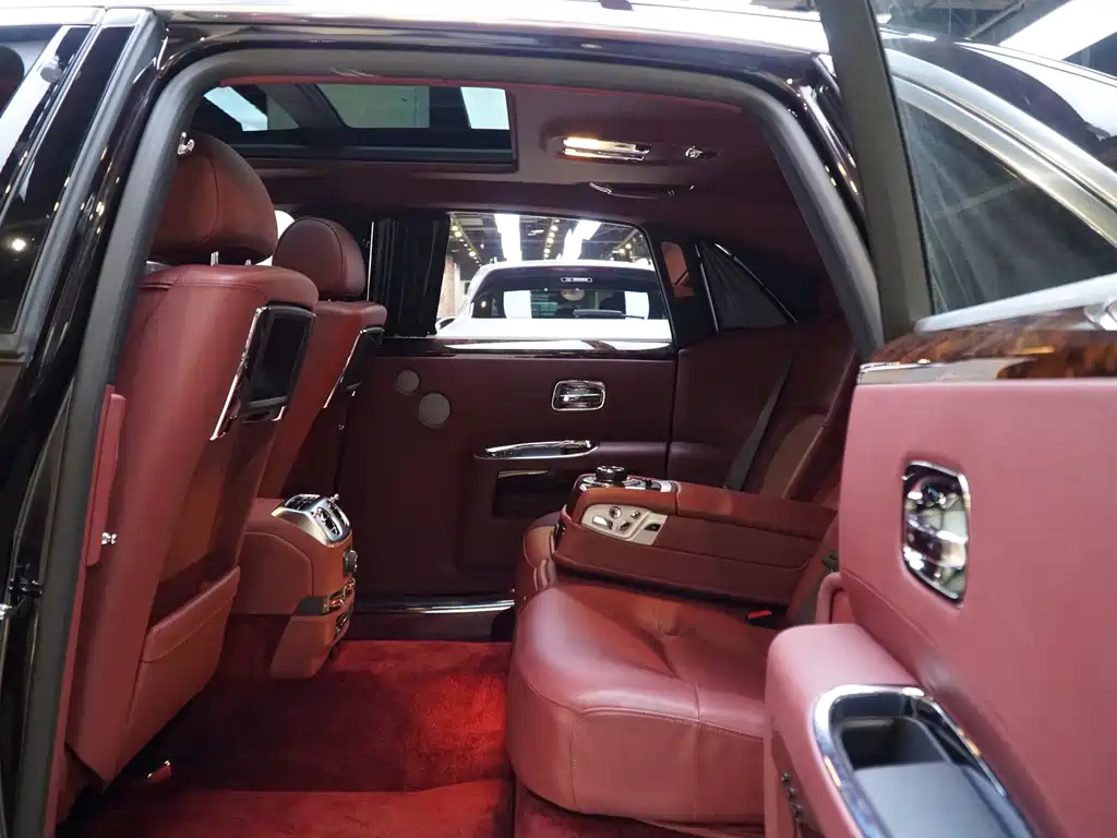 Ghost 2014 6.6T extended version купить на сайте DeffCars