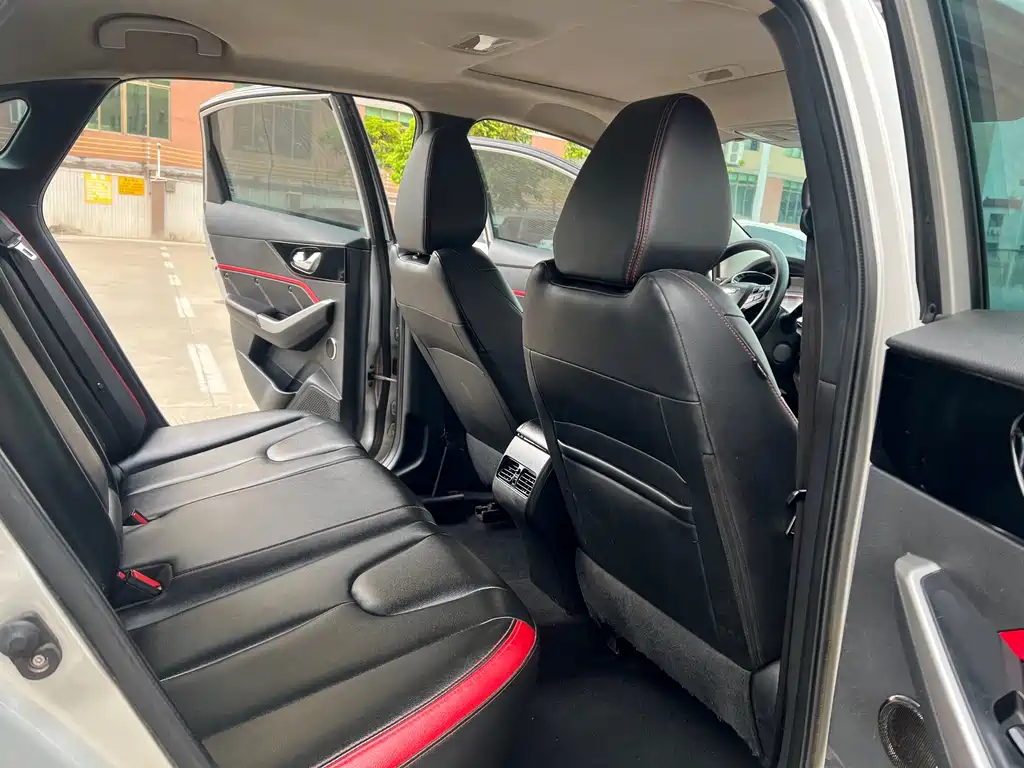Venucia D60 2019 1.6L XV CVT Intelligent Deluxe Edition купить на сайте DeffCars