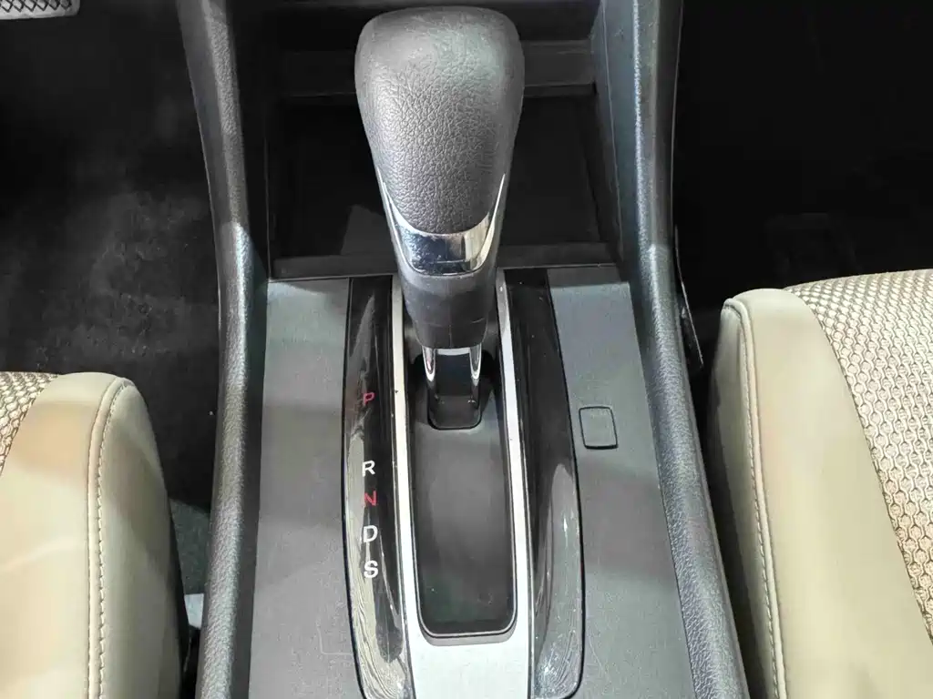 Jade 2016 1.8L automatic comfort elite version 5 seats купить на сайте DeffCars