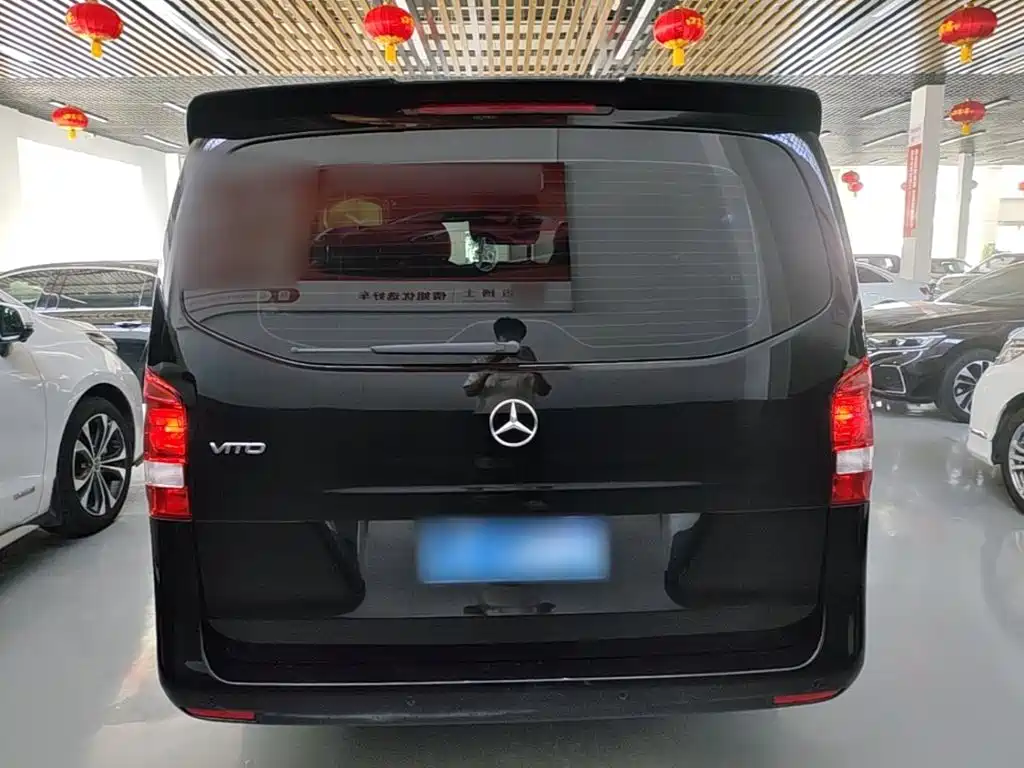 Vito 2023 2.0T Business Edition 7 seats купить на сайте DeffCars