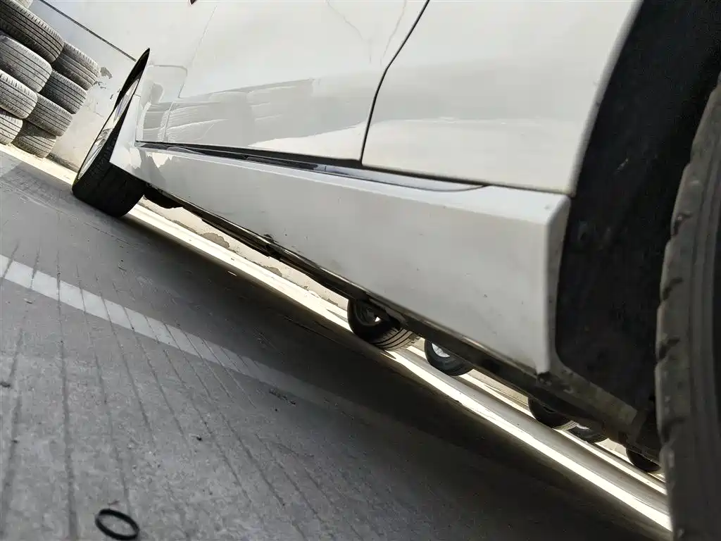 Jaguar XEL 2019 2.0T 250PS Exclusive Edition купить на сайте DeffCars