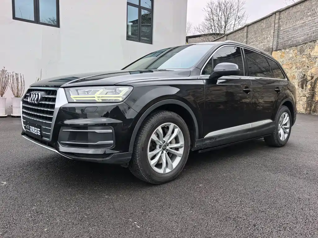 Audi Q7 2016 45 TFSI S line sports model купить на сайте DeffCars