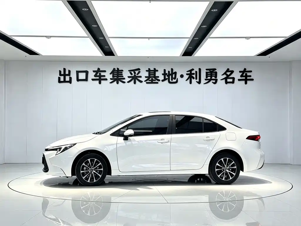 Léilíng (COROLLA) 2023 185T CVT Deluxe Edition купить на сайте DeffCars