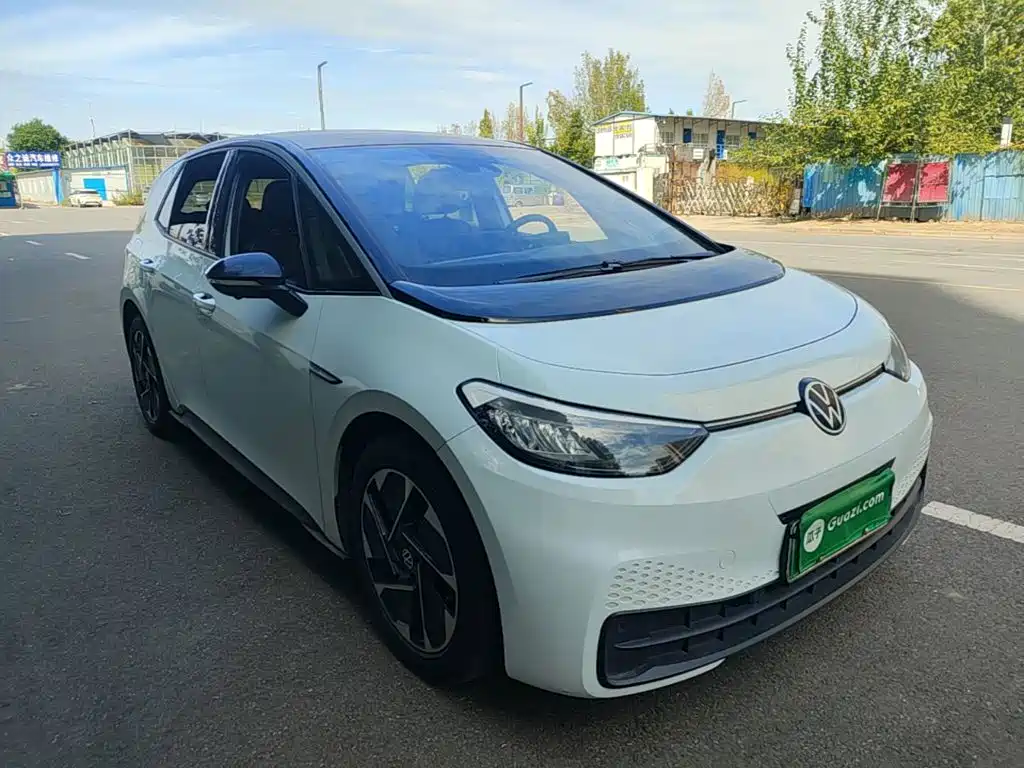 Volkswagen ID.3 2023 Upgraded Pure Smart Edition купить на сайте DeffCars