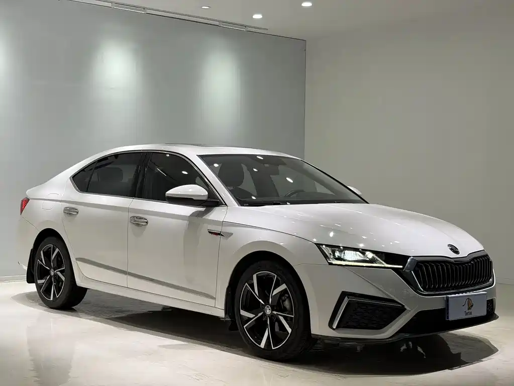 Octavia 2022 PRO TSI280 Exclusive Edition купить на сайте DeffCars