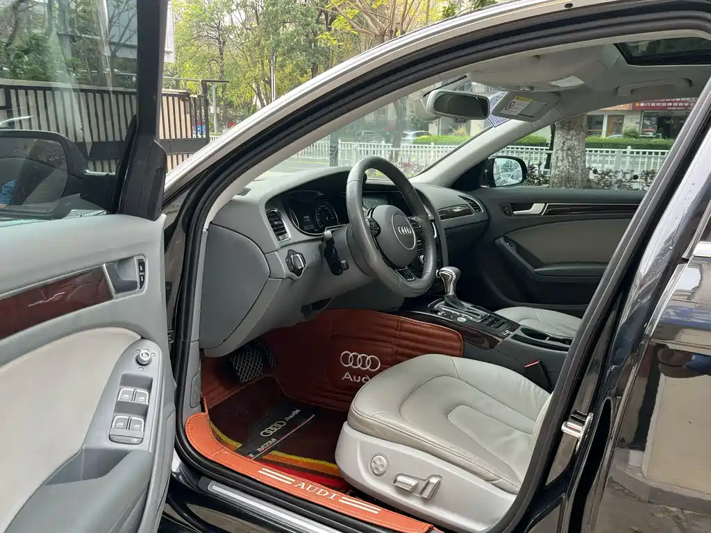 Audi A4L 2016 35 TFSI Collector's Edition S line Comfort купить на сайте DeffCars