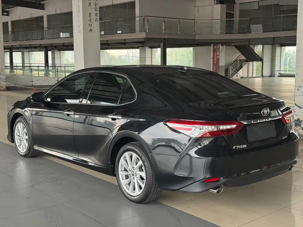 Camry 2021 2.0G Deluxe Edition купить на сайте DeffCars
