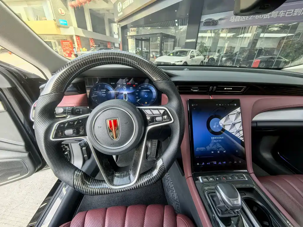 Hongqi H5 2023 2.0T Automatic Zhilianqichang Edition купить на сайте DeffCars