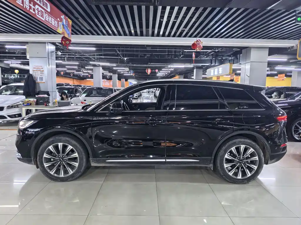 Adventurer 2022 2.0T Two-wheel drive Premium Edition купить на сайте DeffCars