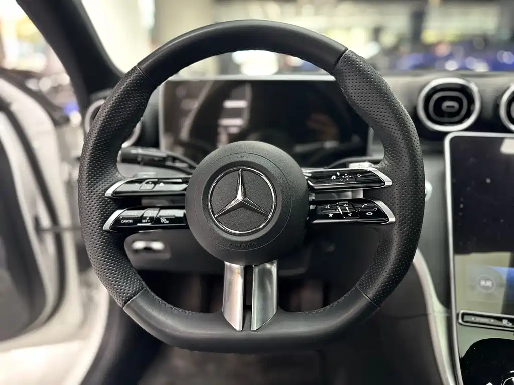 Mercedes-Benz C-Class 2023 facelift C 200 L sports version купить на сайте DeffCars