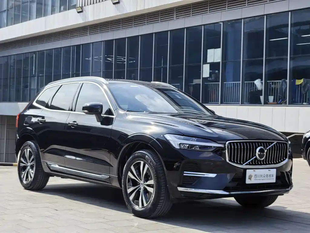 Volvo XC60 2024 B5 four-wheel drive Zhiyi Luxury Edition купить на сайте DeffCars