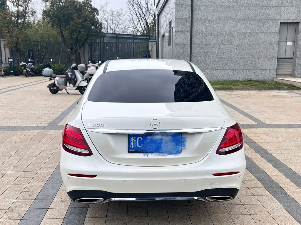 Mercedes-Benz E-Class 2018 facelift E 200 L sporty купить на сайте DeffCars