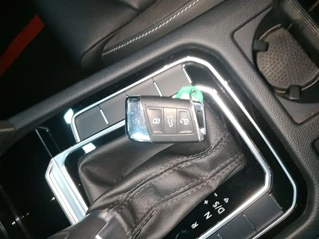 Magotan 2020 330TSI DSG leading model купить на сайте DeffCars