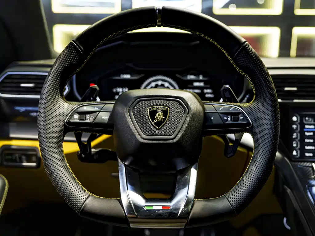 Urus 2021 4.0T V8 купить на сайте DeffCars