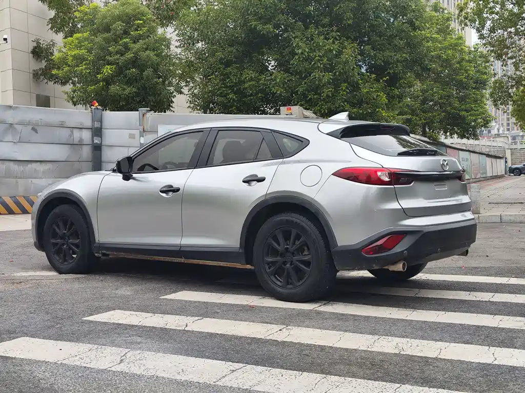 Mazda CX-4 2018 2.0L automatic two-wheel drive Blue Sky Vibrant Edition National V купить на сайте DeffCars