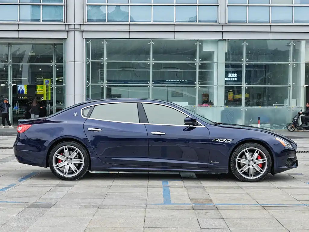 President 2018 3.0T S Q4 Deluxe Edition купить на сайте DeffCars