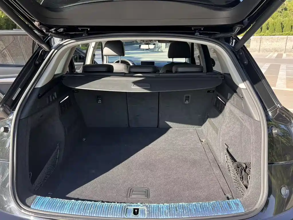 Audi Q5L 2020 45 TFSI exclusive fashion model купить на сайте DeffCars